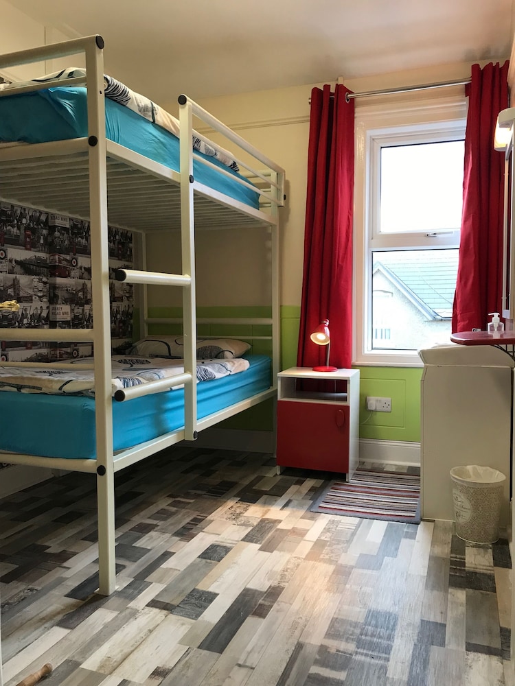 Portrush Holiday Hostel — Portrush — photo 2