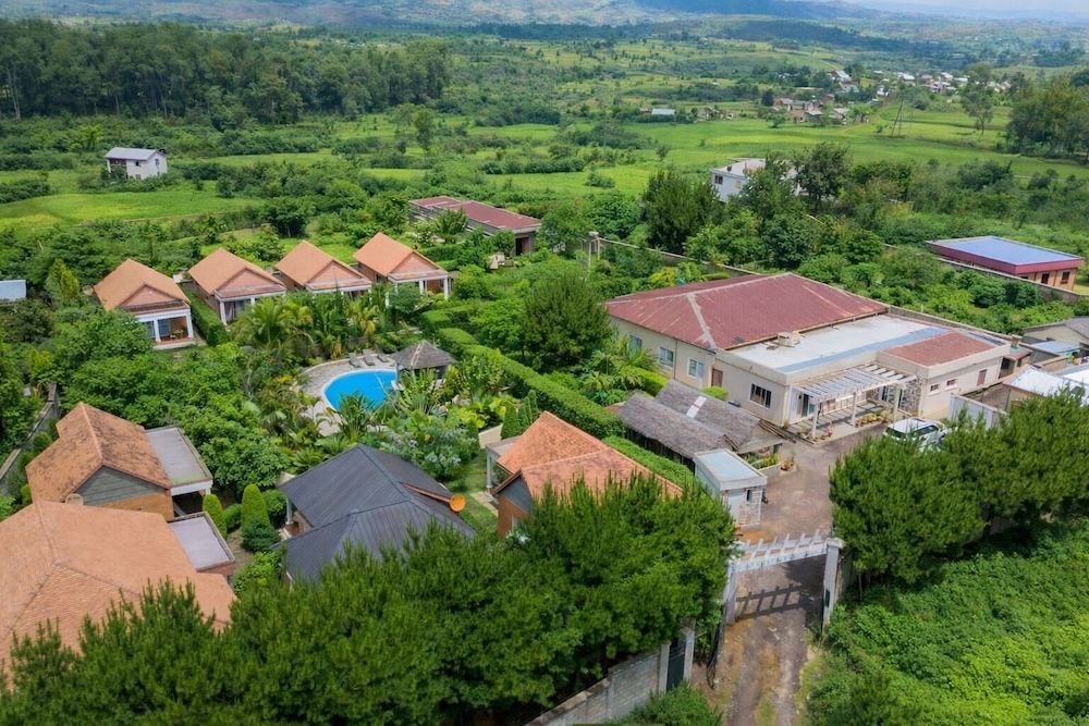 Mahafaly Hotel & Resort — Antsirabe — photo 2