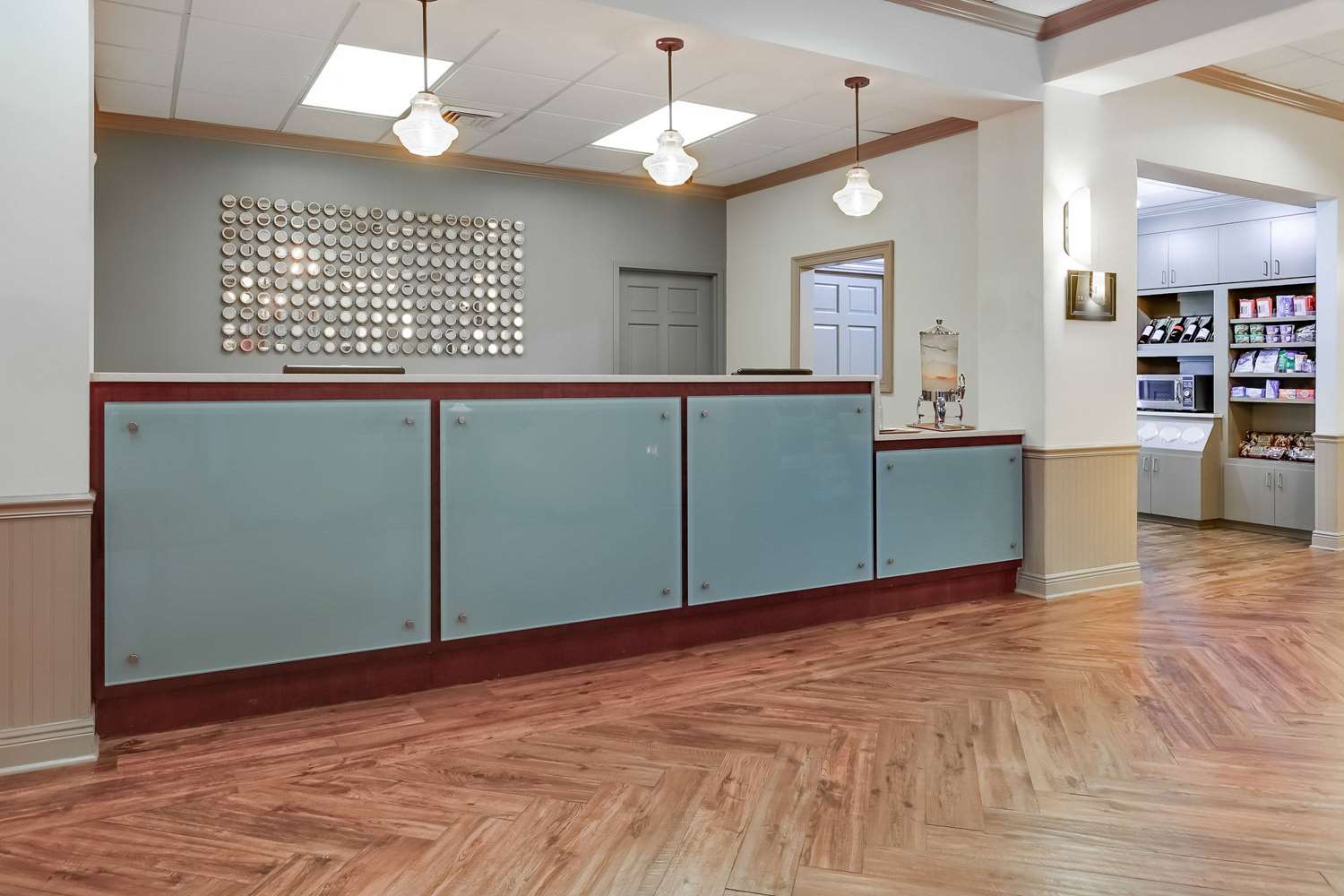 Richmond Inn and Suites Baton Rouge College Drive - photo 10