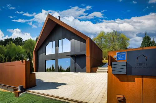 Zerm Holiday House with Pool Jacuzzi & Sauna Gorski Kotar — 4-Star Luxury Hotel in Mrkopalj, Croatia
