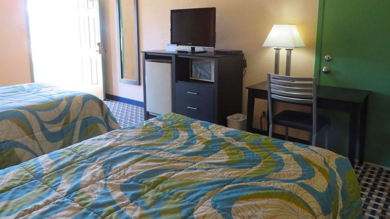 Motel 6 Weatherford - photo 25