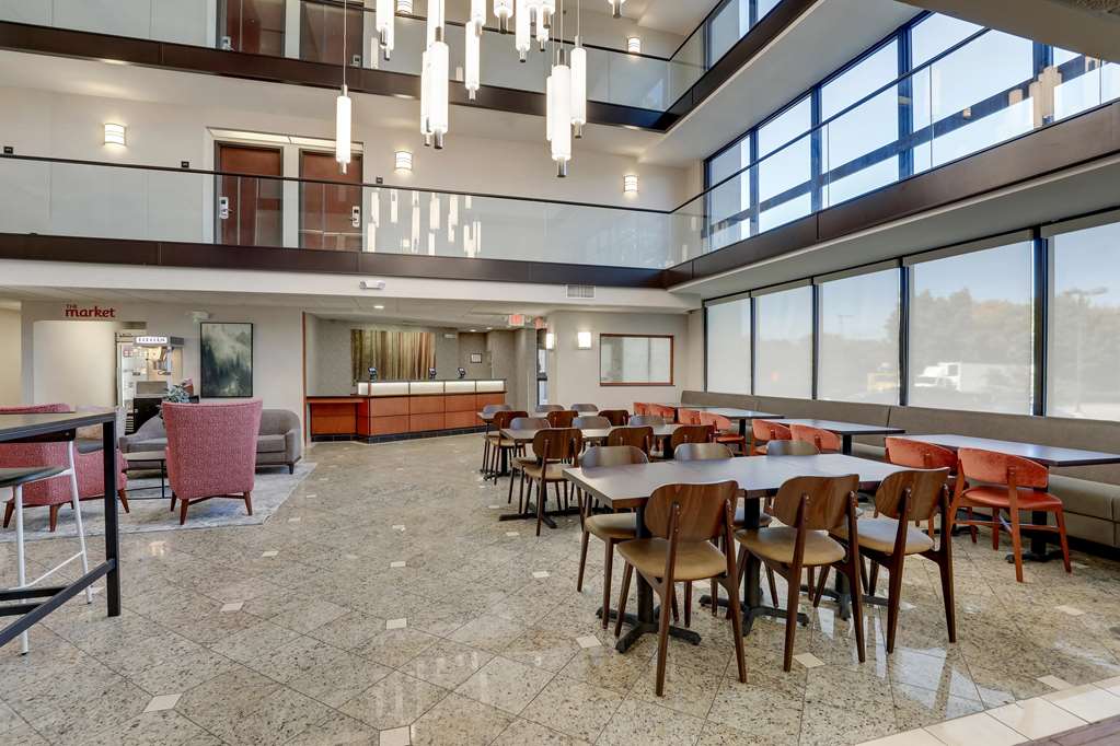 Drury Inn & Suites Charlotte University Place - photo 10