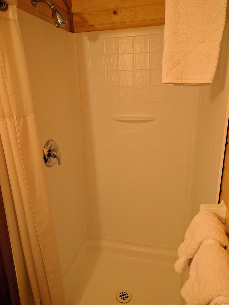 Emerald Forest Cabins - photo 132