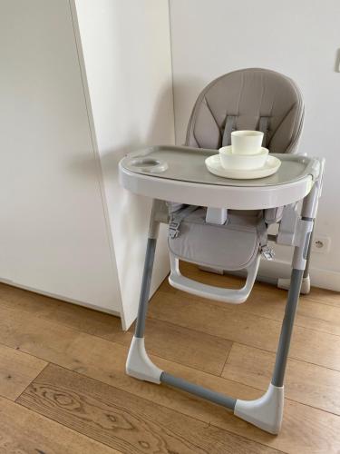 Apartament Nowe Miasto 2pokoje 4osoby Parking Loggia udogodnienia dla dzieci — 4-Star Luxury Hotel in Poznan, Poland