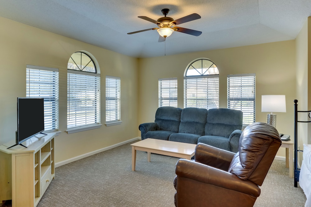 Mariners Suites - photo 7