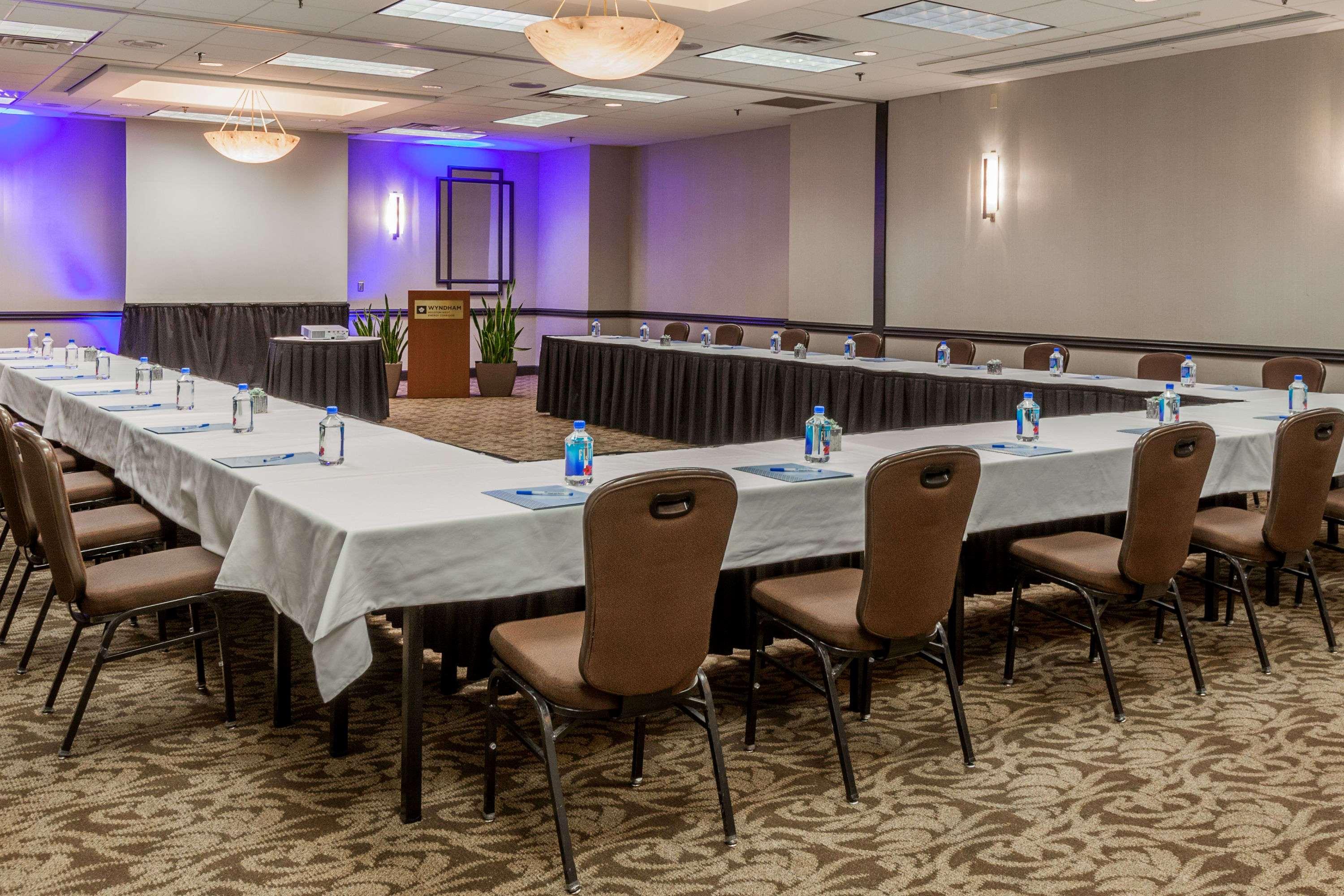 Wyndham Houston West Energy Corridor - photo 21