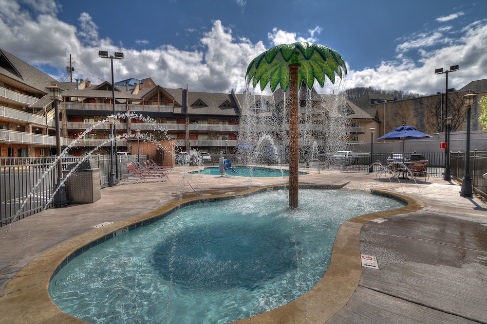 Crossroads Inn & Suites in Gatlinburg, United States