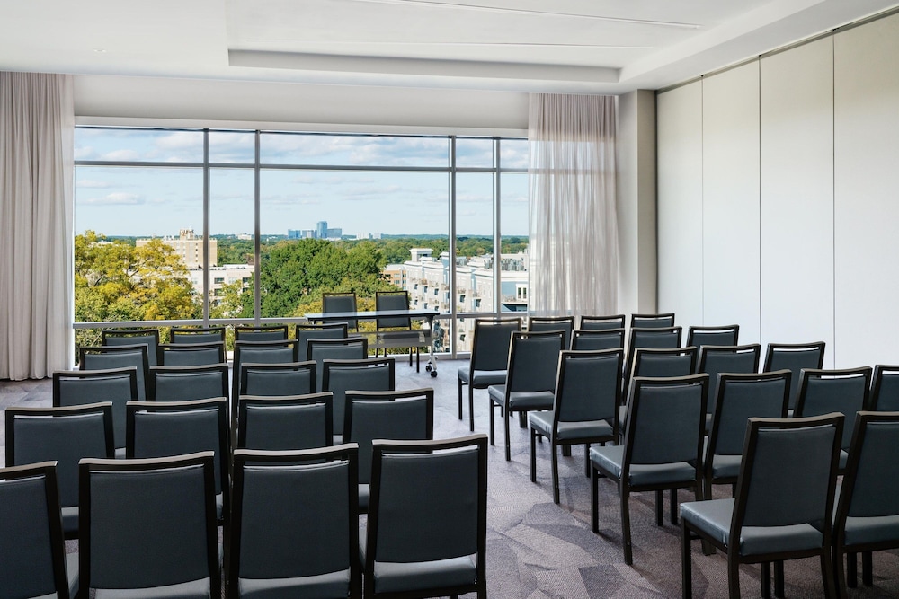 AC Hotel by Marriott Raleigh Downtown - photo 19