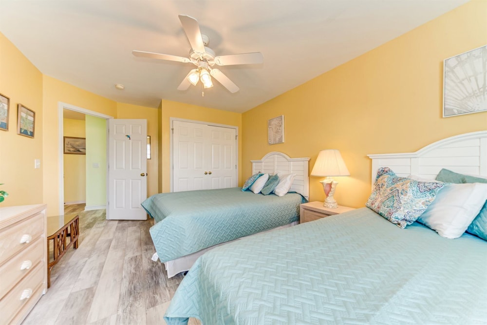 An Amazing Surfside Beach Escape - photo 74