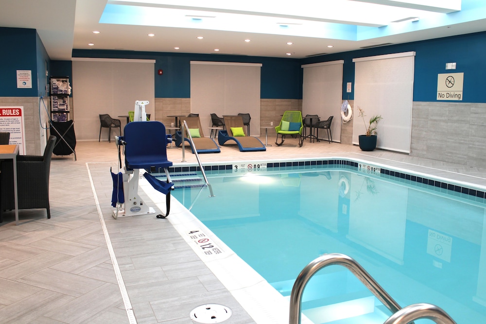 Hampton Inn Buffalo Amherst NY - photo 16