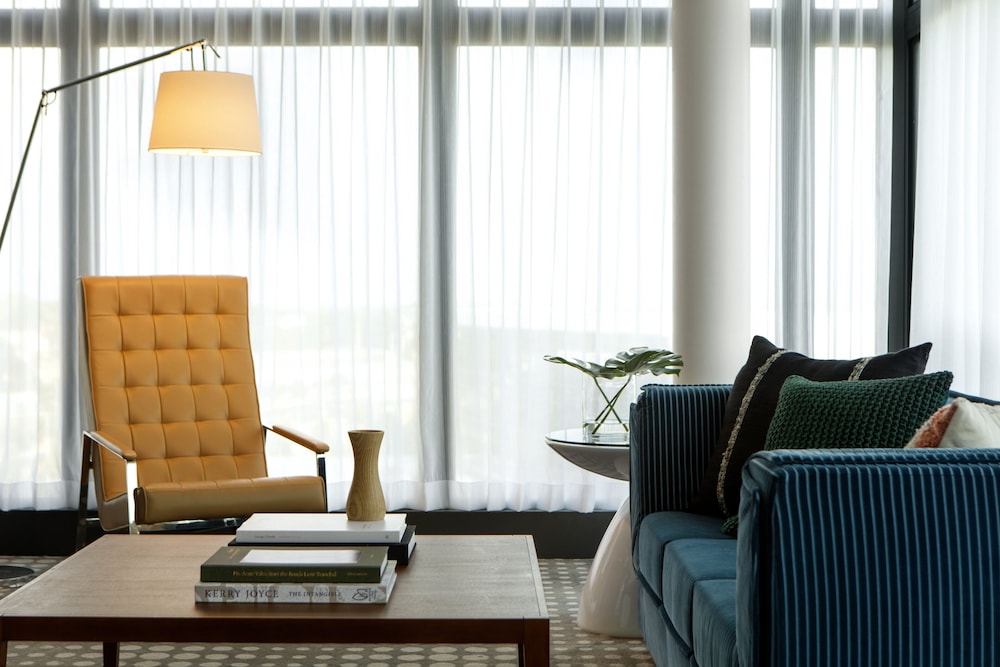 Kimpton Overland Hotel Atlanta Airport by IHG - photo 16