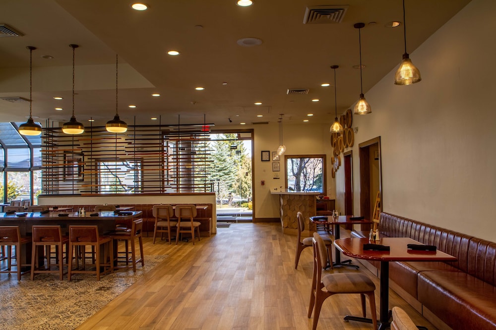 DoubleTree by Hilton Hotel Flagstaff - photo 63