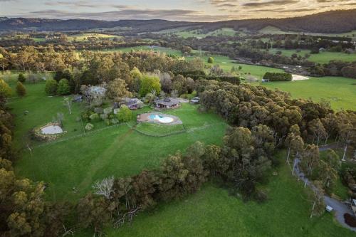 Kangaroo Manor — Yarra Junction