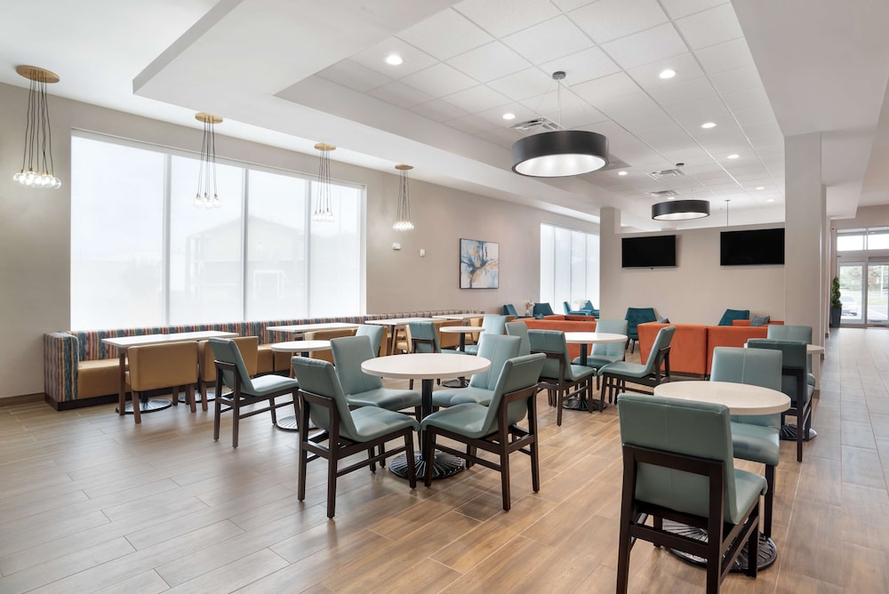 Best Western Plus Mobile Inn & Suites - photo 30