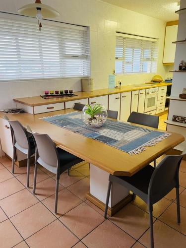 Stella Maris Apartment 132 — 4-Star Luxury Hotel in Amanzimtoti, South Africa