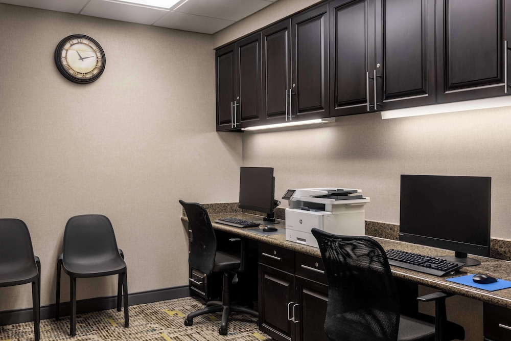 Hampton Inn & Suites Birmingham 280 East Eagle Point - photo 30