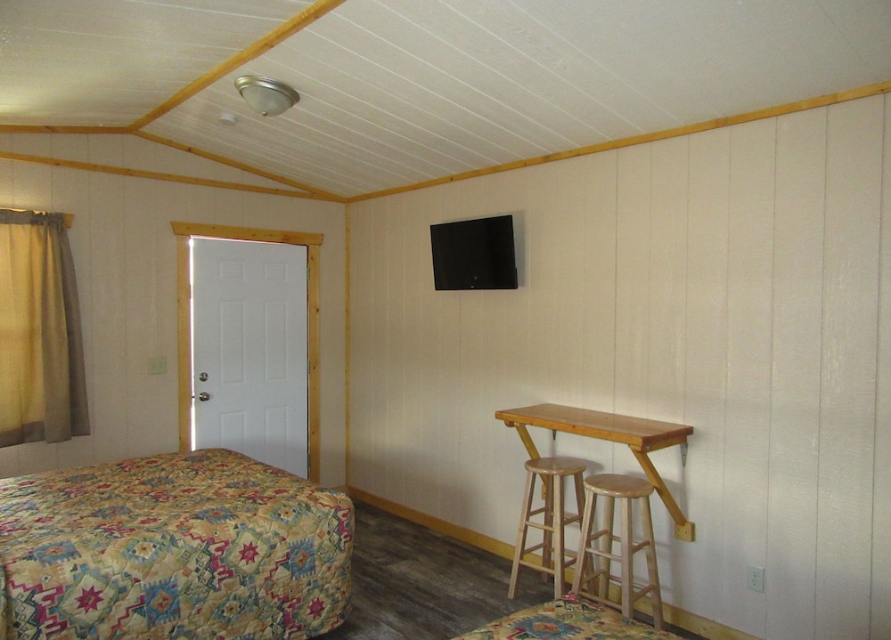 Big Bear Motel - photo 10
