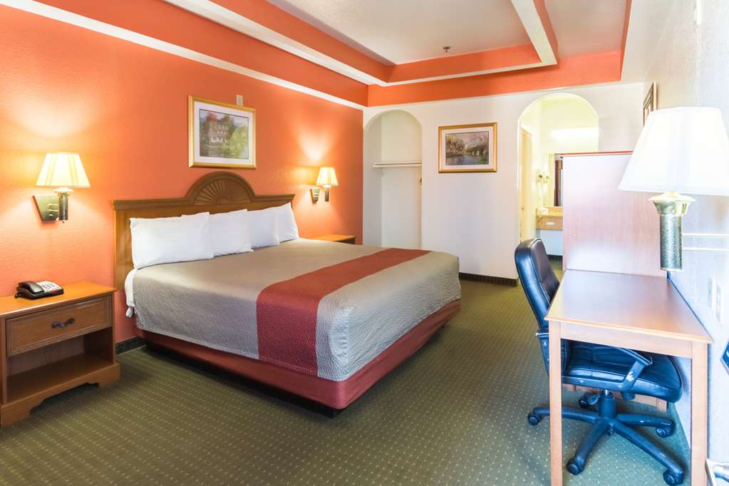 Motel6 Alvarado TX - photo 6