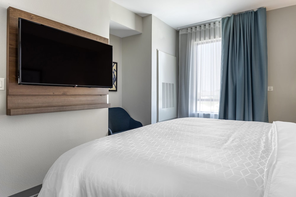 Staybridge Suites Dallas Grand Prairie by IHG - photo 13