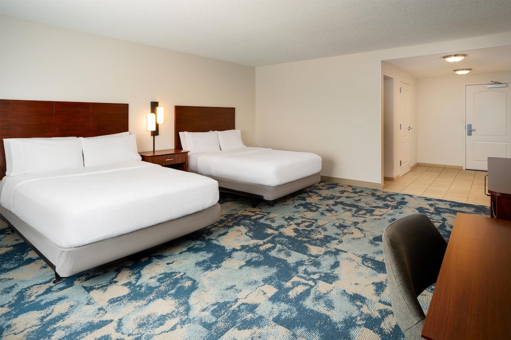 Hampton Inn & Suites Knoxville Turkey Creek Farragut - photo 10