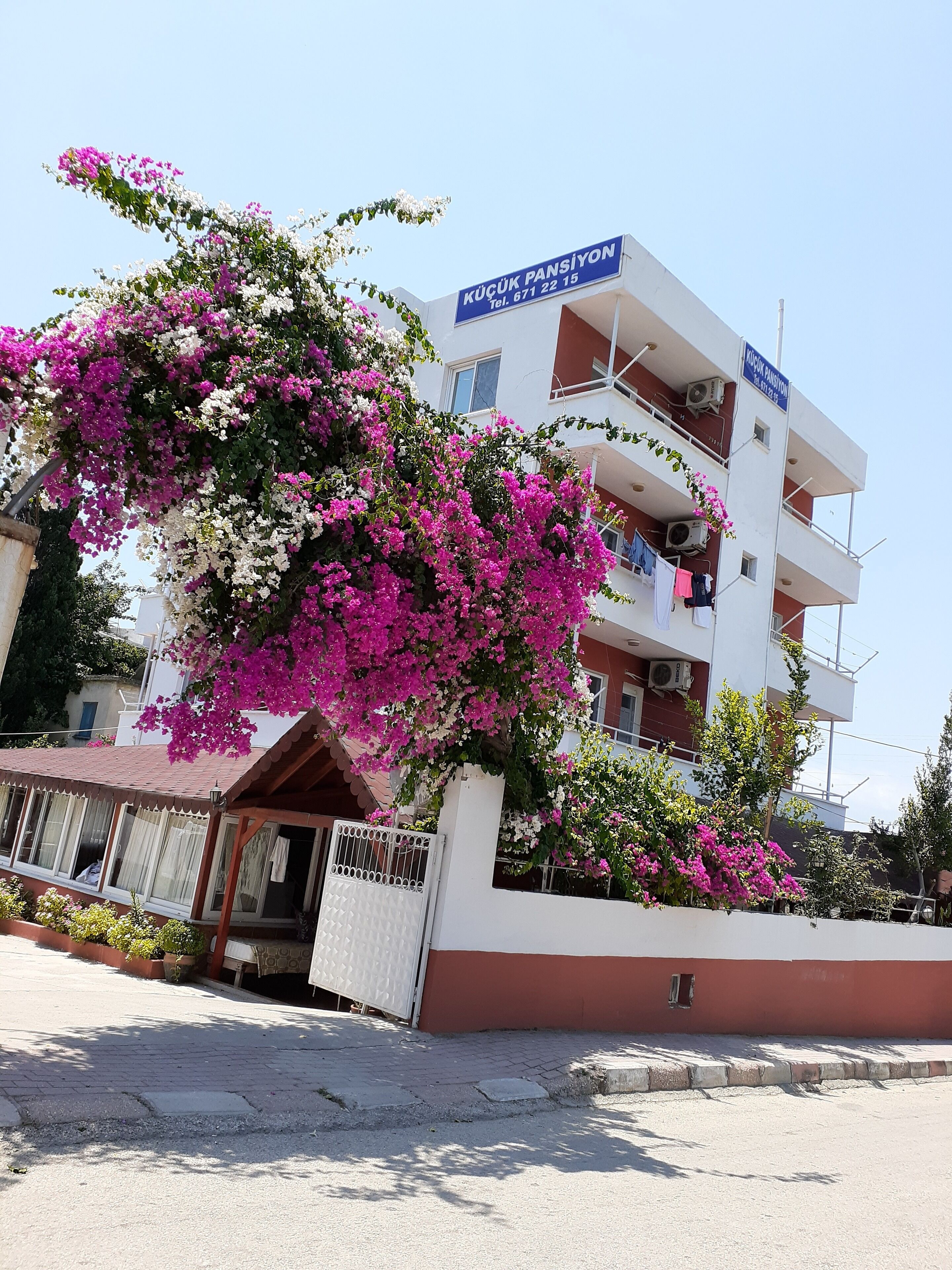 Kucuk Aile Pansiyonu — hotel in Yumurtalik