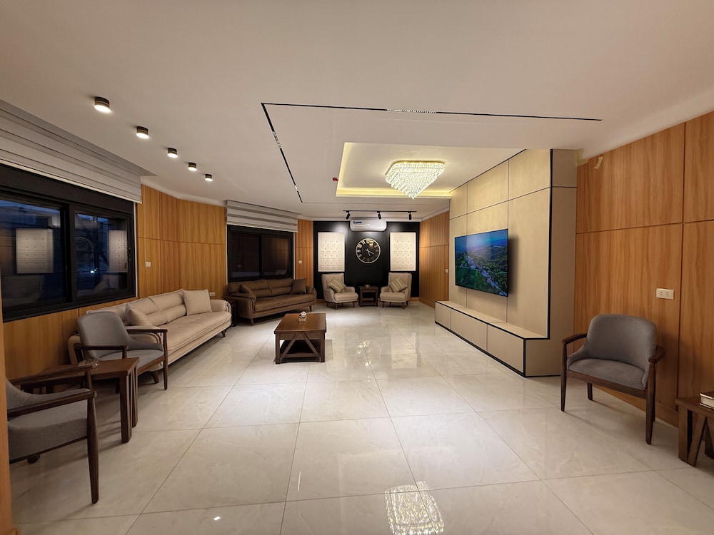 Riva suites - carbon neutral hotel in Irbid