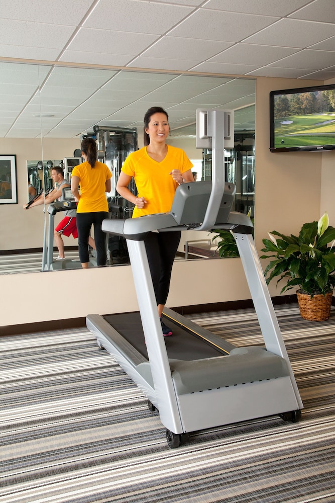 Holiday Inn Express & Suites Parsons by IHG - photo 17