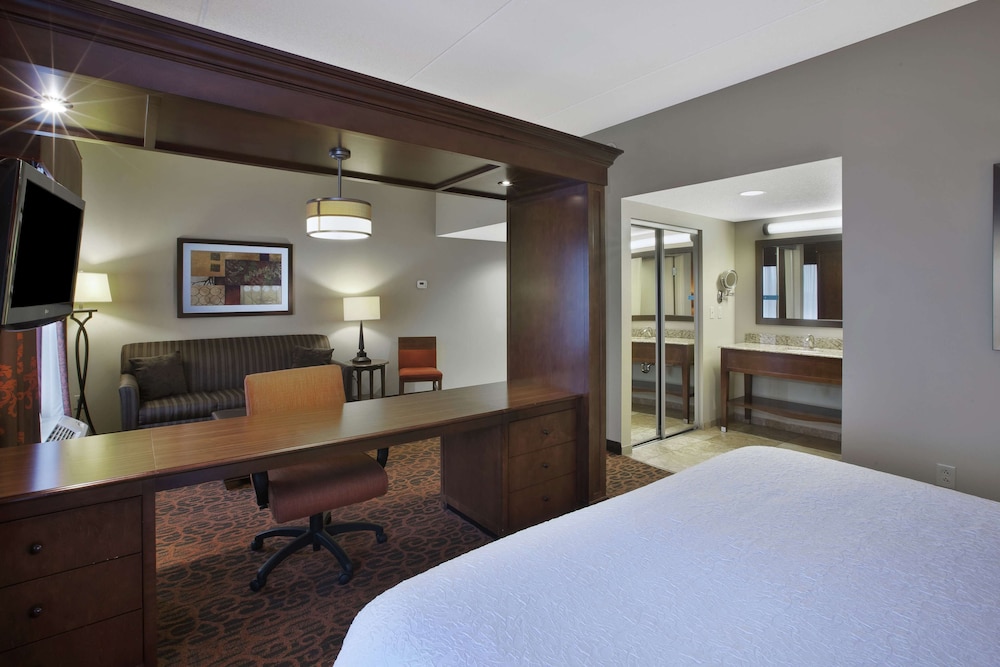 Hampton Inn Brockport NY - photo 8