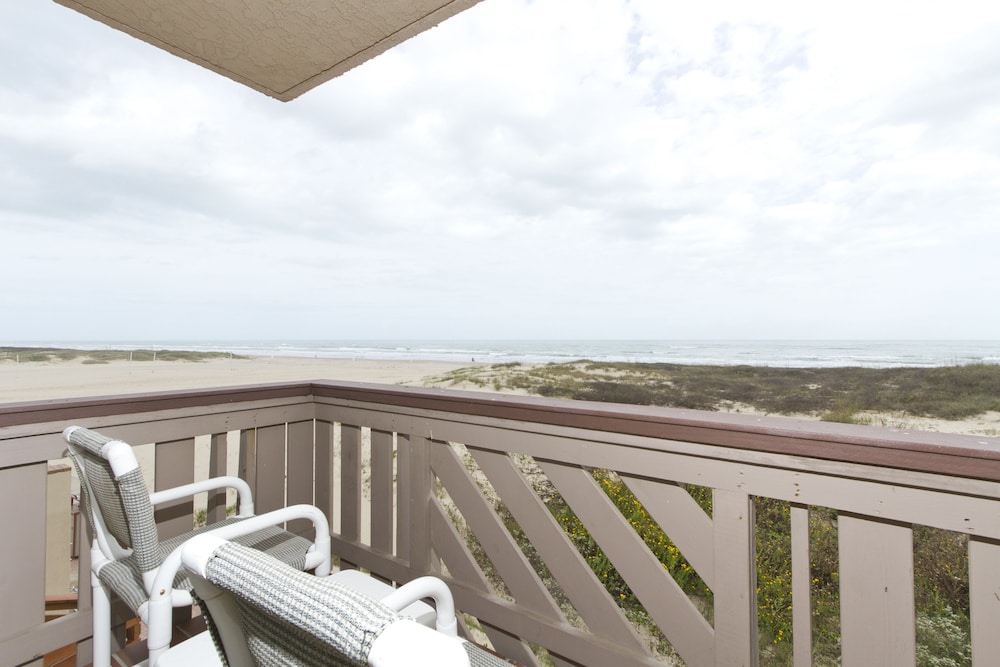 Isla Grand Beach Resort - photo 63