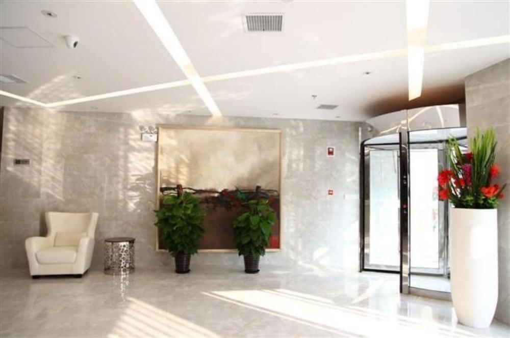 C est La Vie — hotel in Chengde