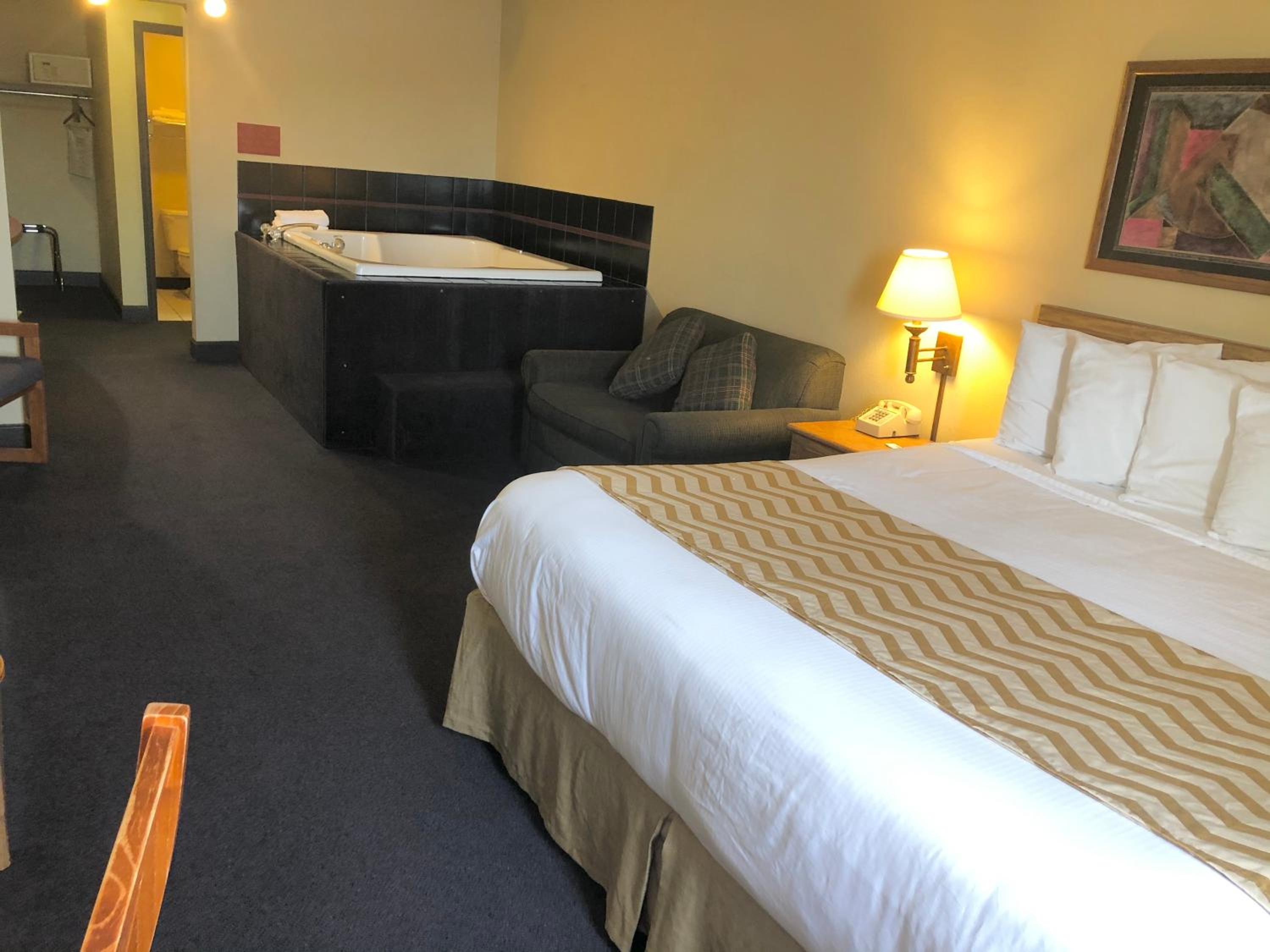 Travelodge by Wyndham Grand Island - photo 10