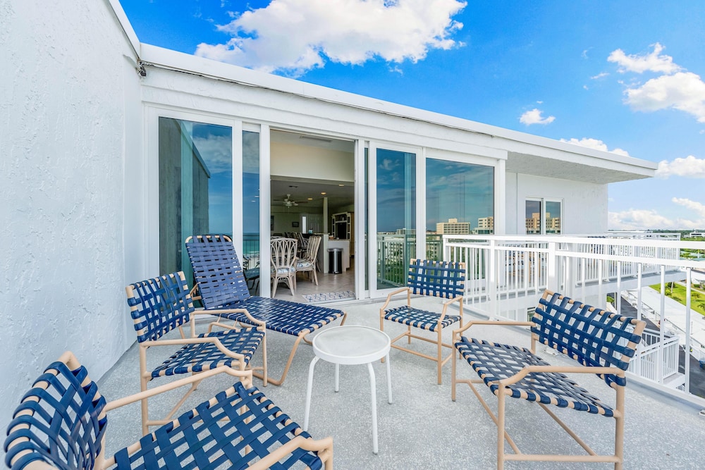 Jamaica Royale Beachfront Tower by Beachside Management - photo 41