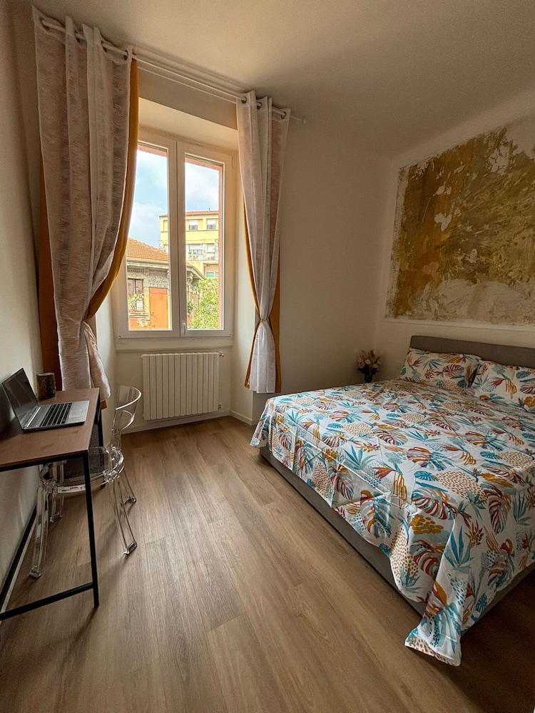 Pleasant Apartment Near Center — 4-Star Luxury Hotel in Milan, Italy
