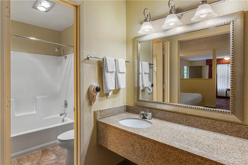 Best Western Pine Springs Inn - photo 25