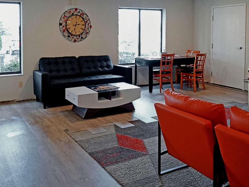 Clarion Pointe Evansville North - photo 32