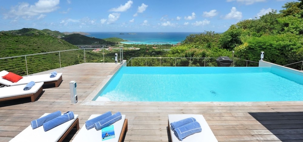 Villa Globe Trotter — 5-Star Luxury Hotel in Gustavia, Saint Barthelemy