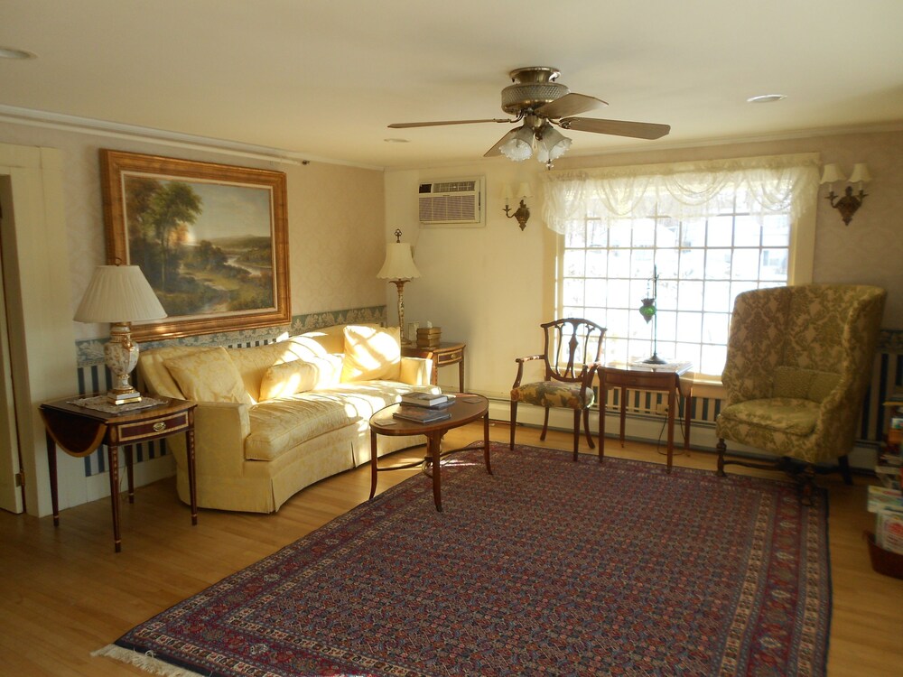 Eastman Inn - photo 39