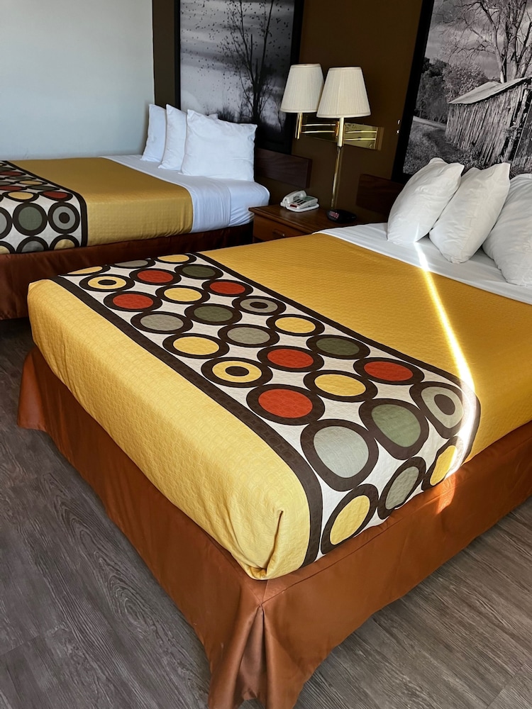 Super 8 by Wyndham Smithville Kansas City - photo 7