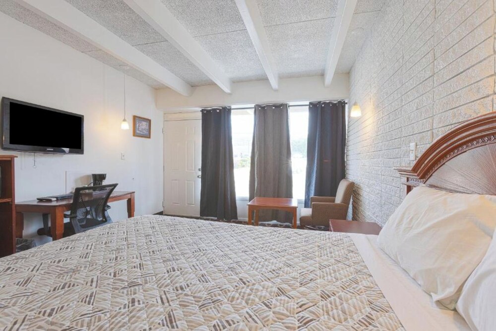 Sonrise Inn Lincoln Hwy By OYO - photo 48