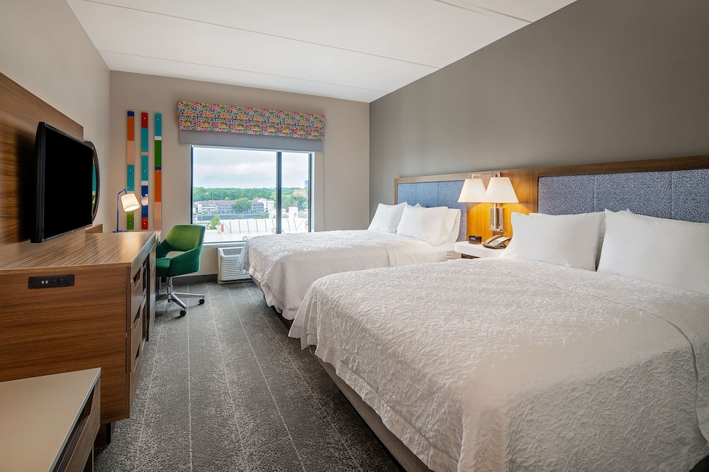 Hampton Inn & Suites Raleigh Midtown - photo 7