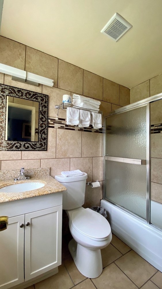 Northland Motel Bay City Kawkawlin - photo 11