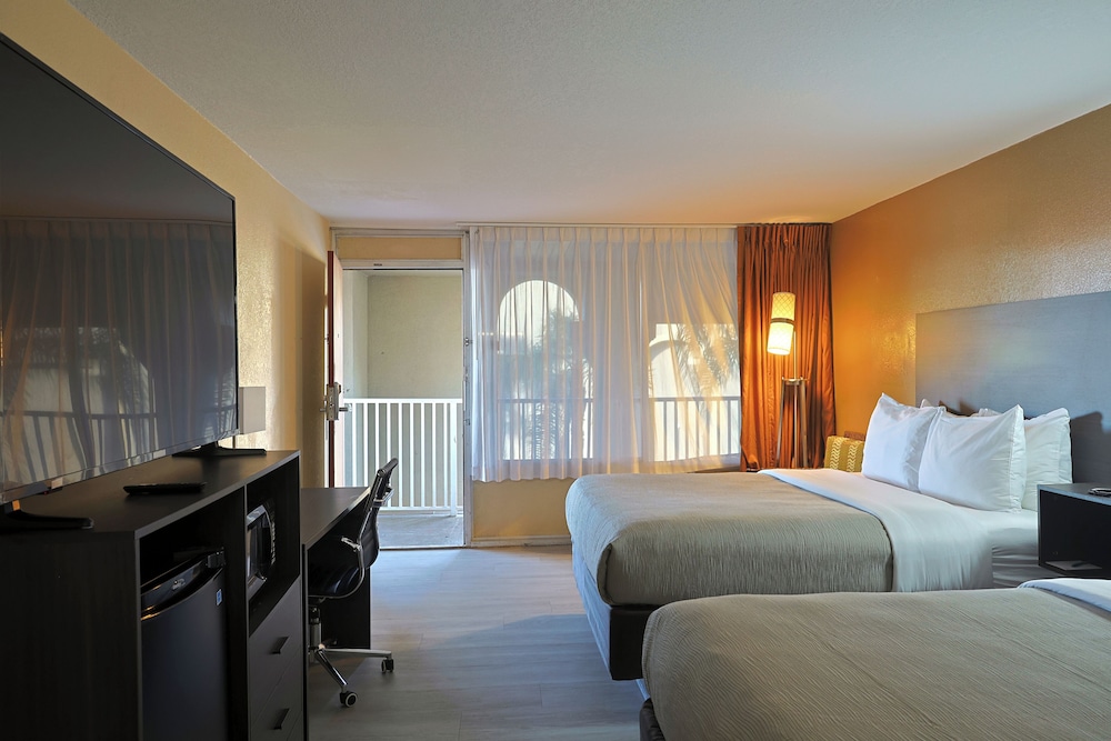 Quality Inn Kennedy Space Center - photo 22