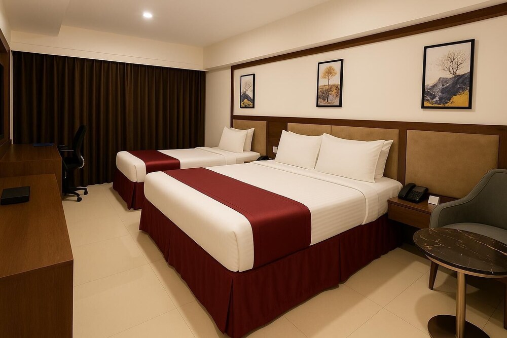 Hotel Tip Top International in Pune, India