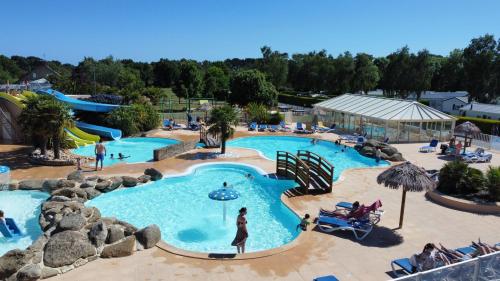 Camping de la Plage de Cleut Rouz — 4-Star Luxury Hotel in Fouesnant, France