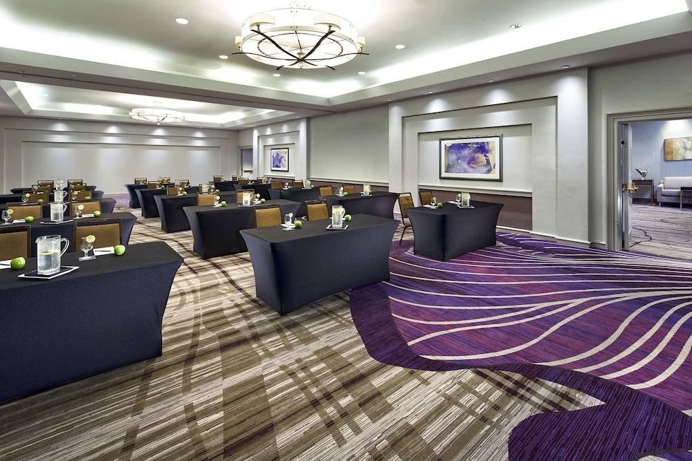 Hilton Long Beach Hotel - photo 73
