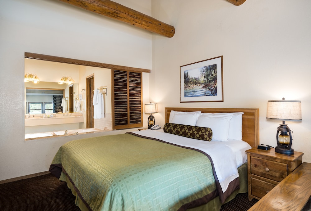 The Pines Resort - photo 15