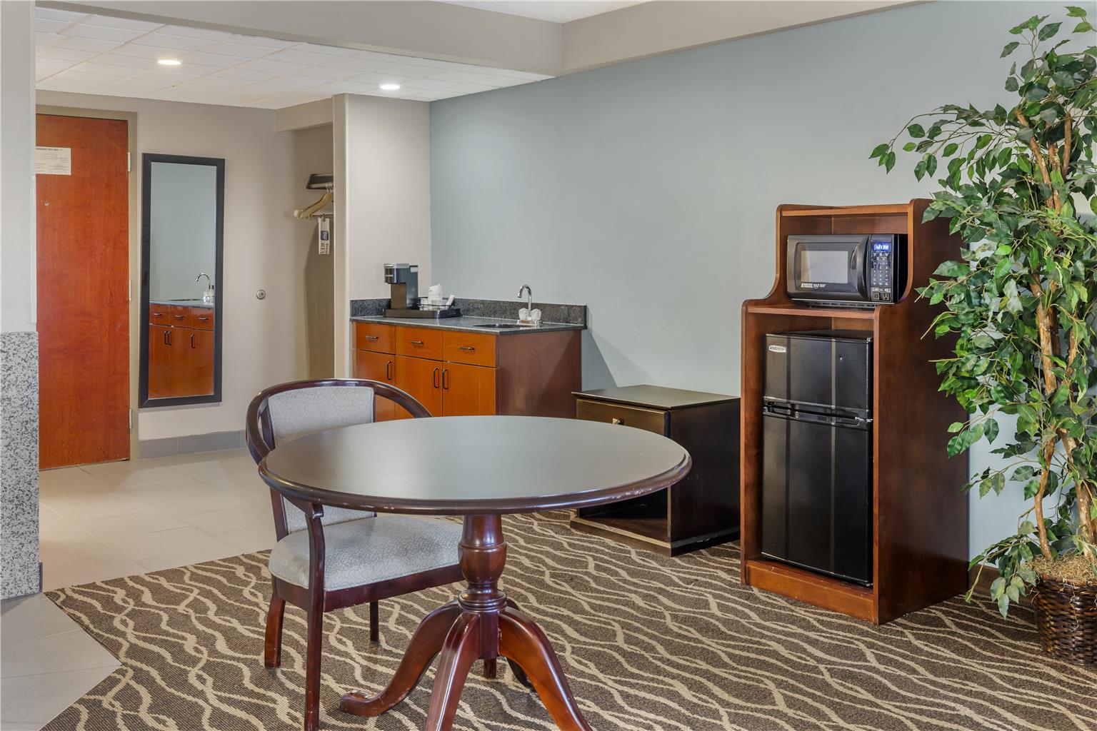 Best Western Plus Suites Greenville - photo 19