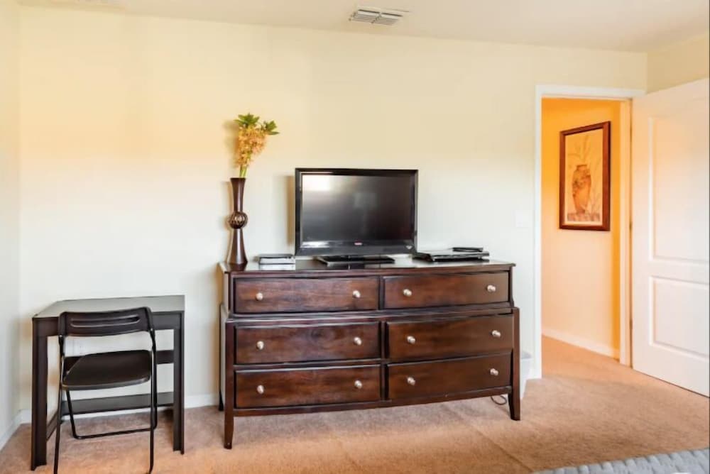Paradise Pool Townhome withwifi & resort amenities townhouse - photo 11