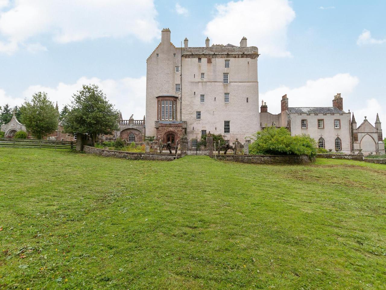 Symbister Suite — 4-Star Luxury Hotel in Turriff, United Kingdom