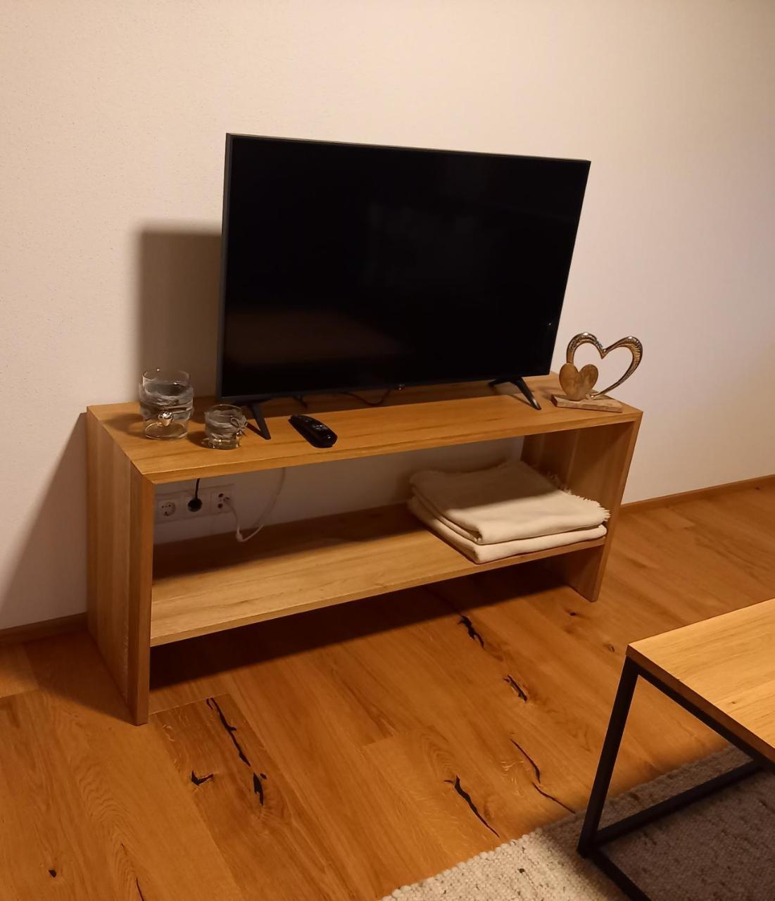 Appartement Anemone — 4-Star Luxury Hotel in Sankt Gallenkirch, Austria